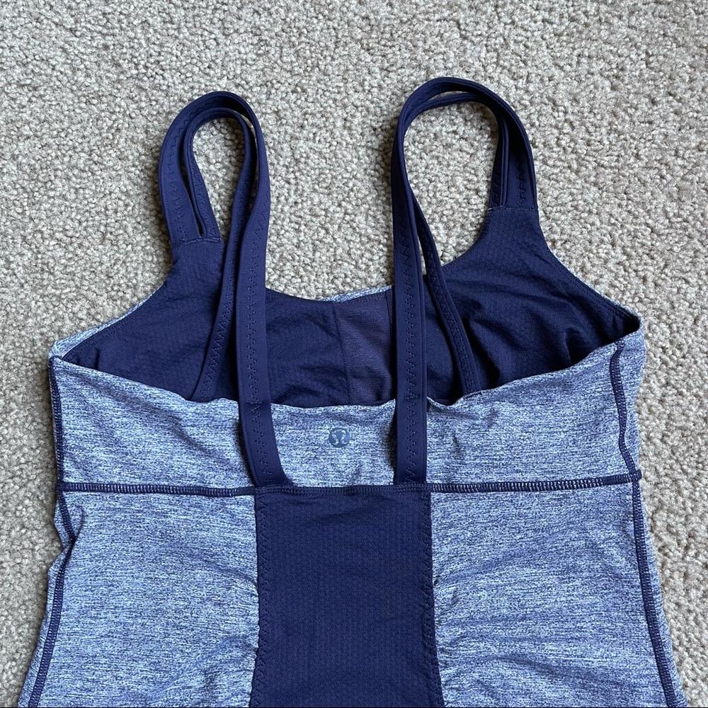 Lululemon Active Strength Tank Sz 8 - Picture 6 of 7